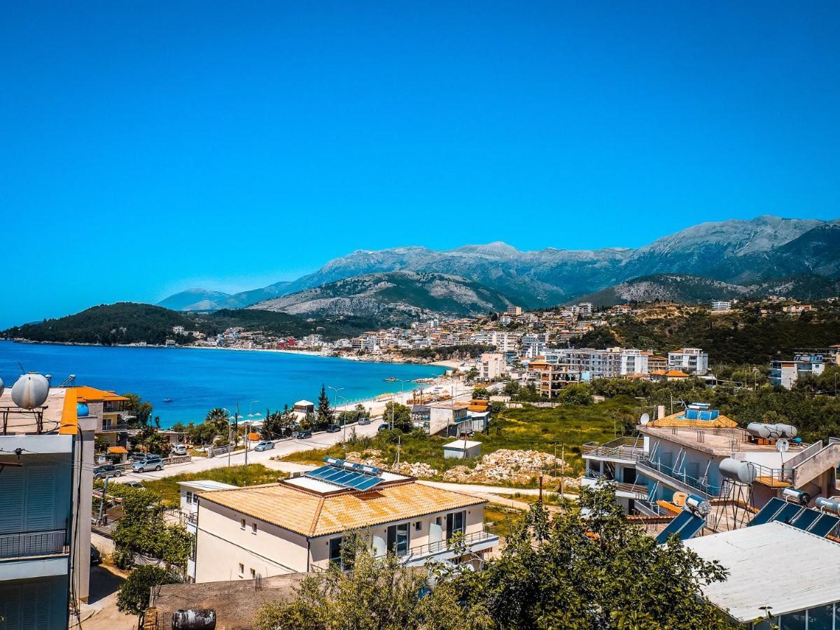 Sun Bakers Hostel Himare Exteriör bild